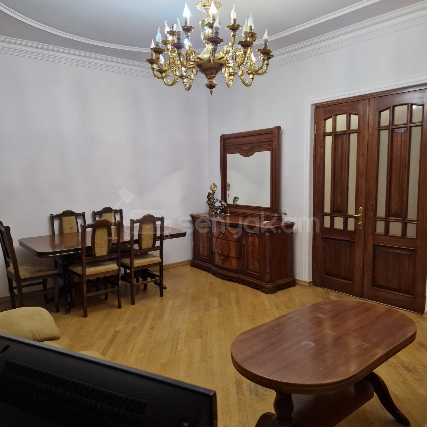 3 Սենյականոց Բնակարան Քարե Շենքում, 80քմ, 4/5 հարկ, Կապիտալ Վերանորոգված