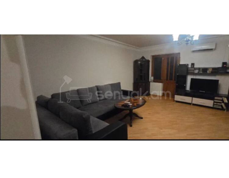 4 Սենյականոց Բնակարան Քարե Շենքում, 87քմ, 3/5 հարկ, Կոսմետիկ Վերանորոգված, Կահավորված