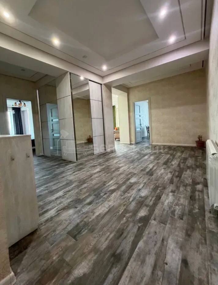3 Սենյականոց Բնակարան Նորակառույցում, 129քմ, 8/11 հարկ, Դիզայներական Վերանորոգված