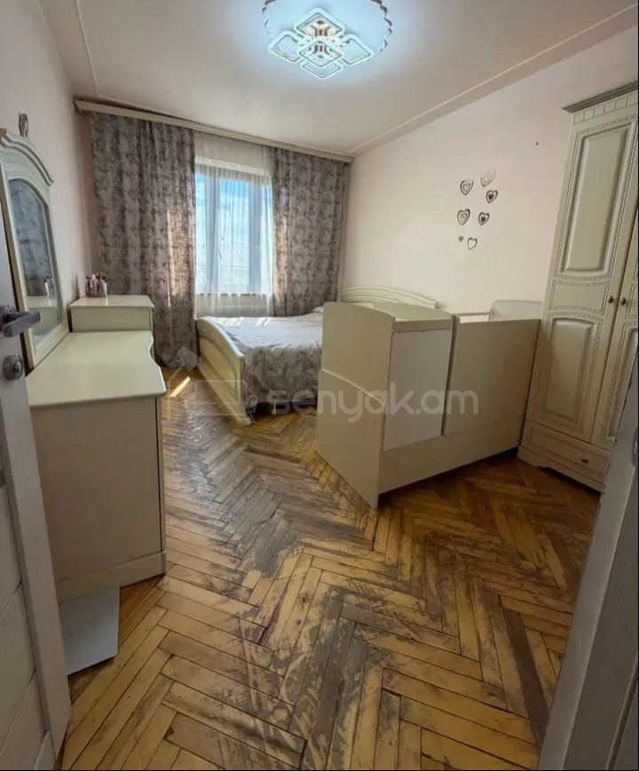 2 Սենյականոց Բնակարան, 61քմ, 4/5 հարկ, Կոսմետիկ Վերանորոգված