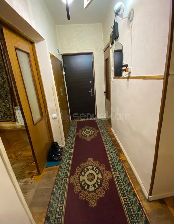 3 Սենյականոց Բնակարան Քարե Շենքում, 75քմ, 1/5 հարկ, Կոսմետիկ Վերանորոգված