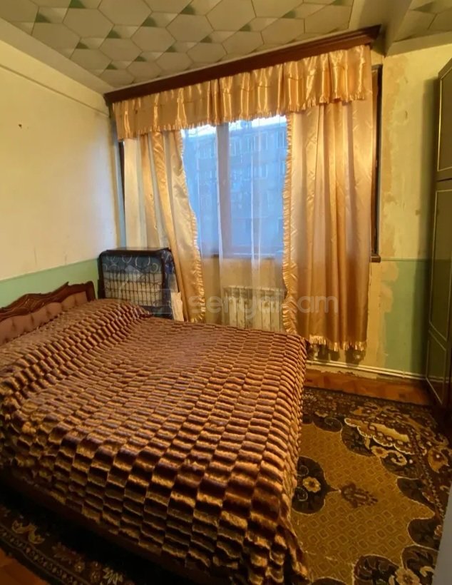 3 Սենյականոց Բնակարան Քարե Շենքում, 75քմ, 1/5 հարկ, Կոսմետիկ Վերանորոգված
