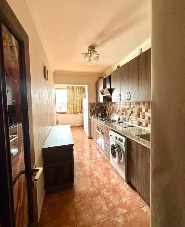 3 Սենյականոց Բնակարան, 80քմ, 6/9 հարկ, Կոսմետիկ Վերանորոգված