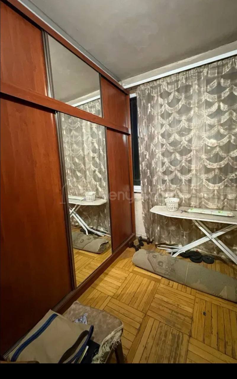 2 Սենյականոց Բնակարան Քարե Շենքում, 65քմ, 2/5 հարկ, Կապիտալ Վերանորոգված, Կահավորված