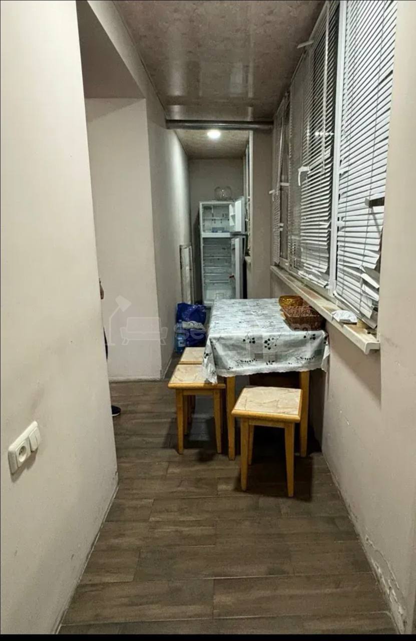 2 Սենյականոց Բնակարան Քարե Շենքում, 65քմ, 2/5 հարկ, Կապիտալ Վերանորոգված, Կահավորված