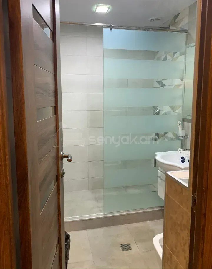 3 Սենյականոց Բնակարան Նորակառույցում, 62քմ, 7/11 հարկ, Դիզայներական Վերանորոգված