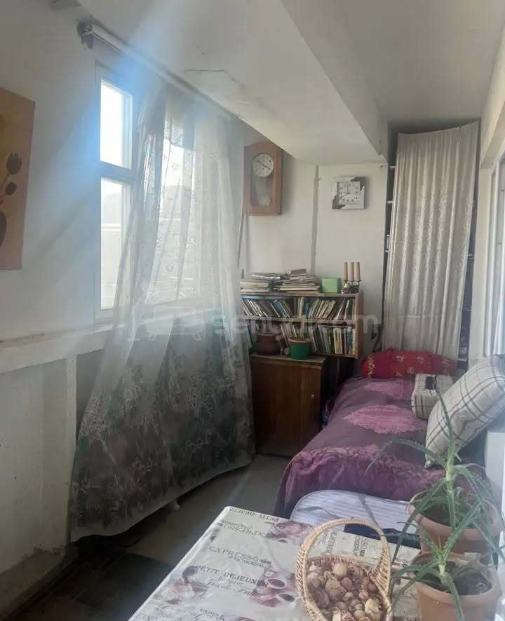 2 Սենյականոց Բնակարան, 64քմ, 9/9 հարկ, Պետական Վիճակում