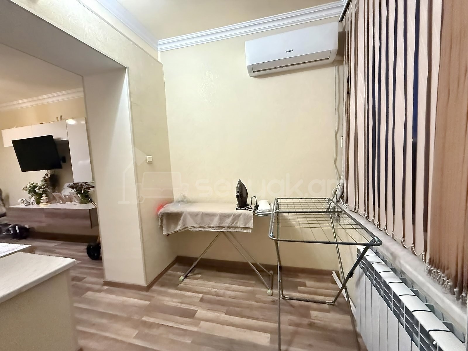2 Սենյականոց Բնակարան Քարե Շենքում, 65քմ, 4/5 հարկ, Կապիտալ Վերանորոգված