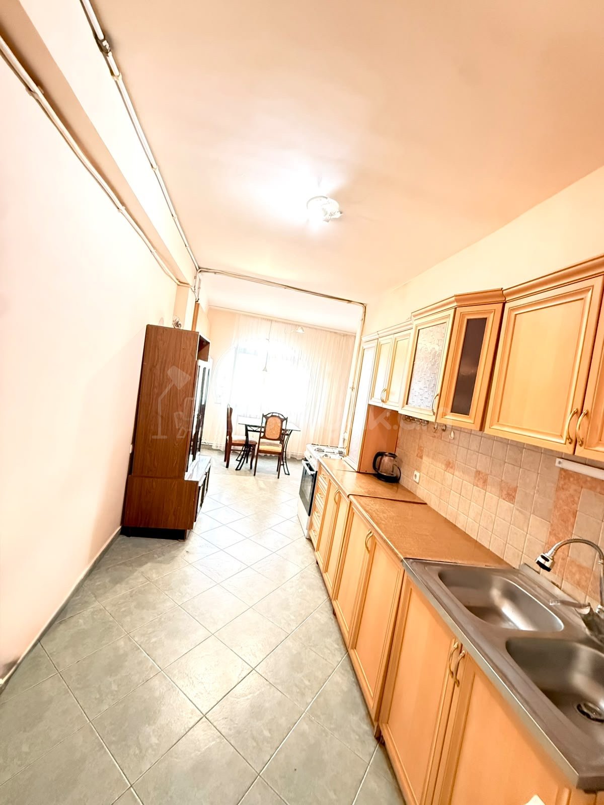 3 Սենյականոց Բնակարան, 87քմ, 7/14 հարկ, Նորմալ Վիճակում, Կահավորված