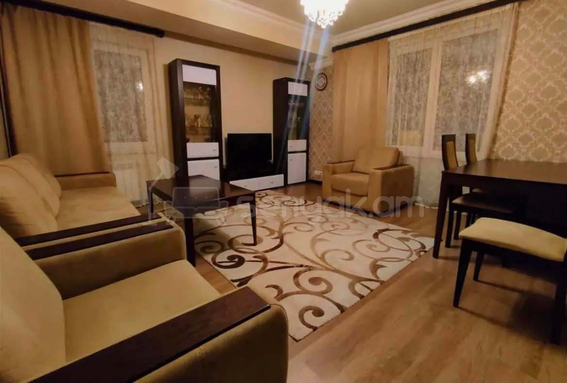 3 Սենյականոց Բնակարան, 87քմ, 8/14 հարկ, Կապիտալ Վերանորոգված