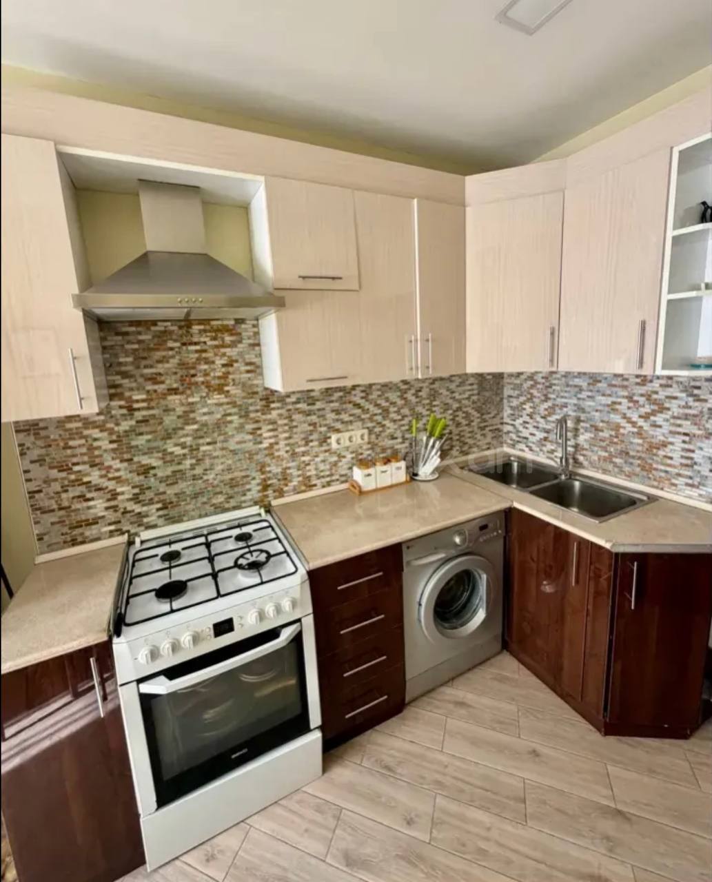 2 Սենյականոց Բնակարան, 47քմ, 6/9 հարկ, Կապիտալ Վերանորոգված, Կահավորված
