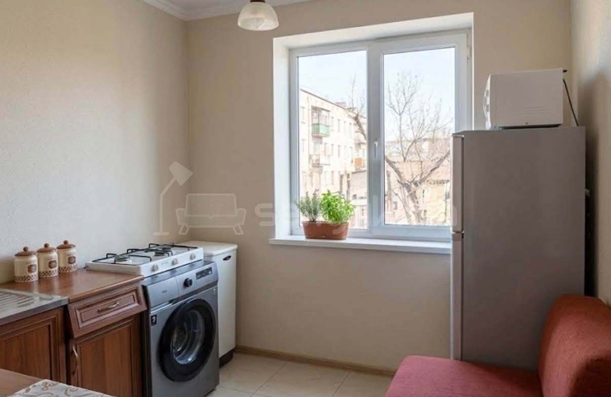 2 Սենյականոց Բնակարան, 51քմ, 2/5 հարկ, Նորմալ Վիճակում