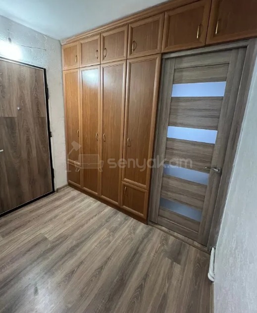 3 Սենյականոց Բնակարան, 56քմ, 5/5 հարկ, Կապիտալ Վերանորոգված