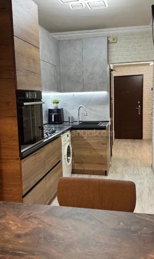 2 Սենյականոց Բնակարան, 44քմ, 8/9 հարկ, Կապիտալ Վերանորոգված