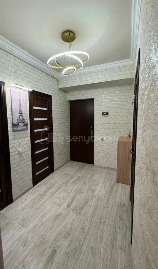 2 Սենյականոց Բնակարան, 44քմ, 8/9 հարկ, Կապիտալ Վերանորոգված