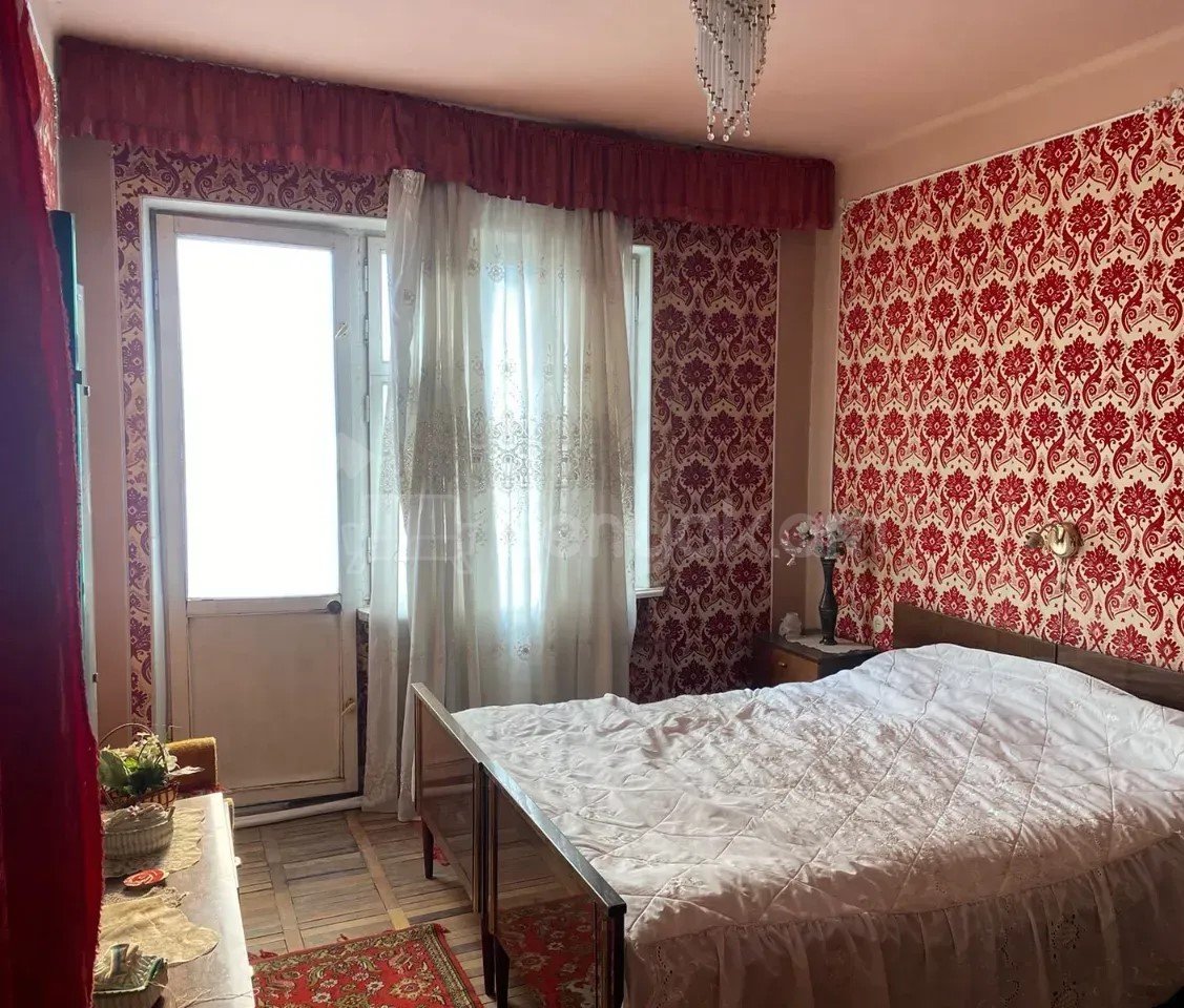 3 Սենյականոց Բնակարան, 100քմ, 4/9 հարկ, Նորմալ Վիճակում