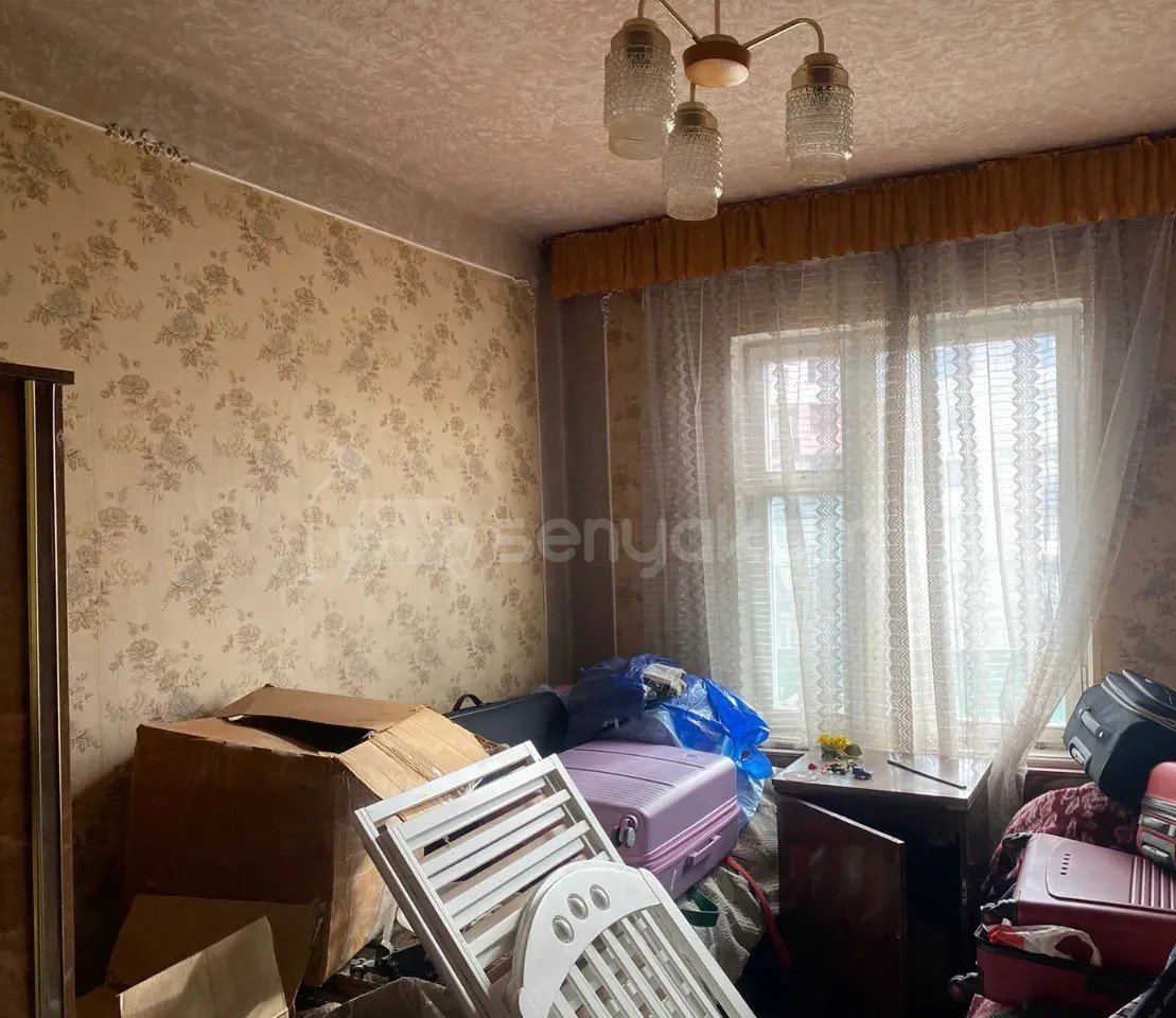 3 Սենյականոց Բնակարան, 100քմ, 4/9 հարկ, Նորմալ Վիճակում