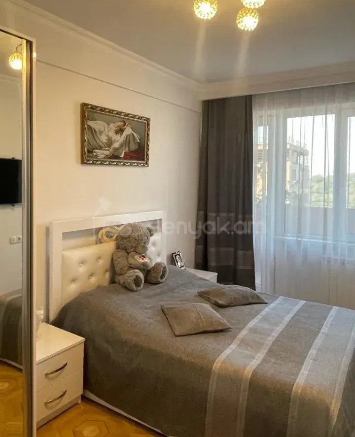 3 Սենյականոց Բնակարան, 92քմ, 5/9 հարկ, Դիզայներական Վերանորոգված