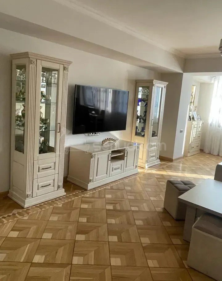 3 Սենյականոց Բնակարան, 92քմ, 5/9 հարկ, Դիզայներական Վերանորոգված