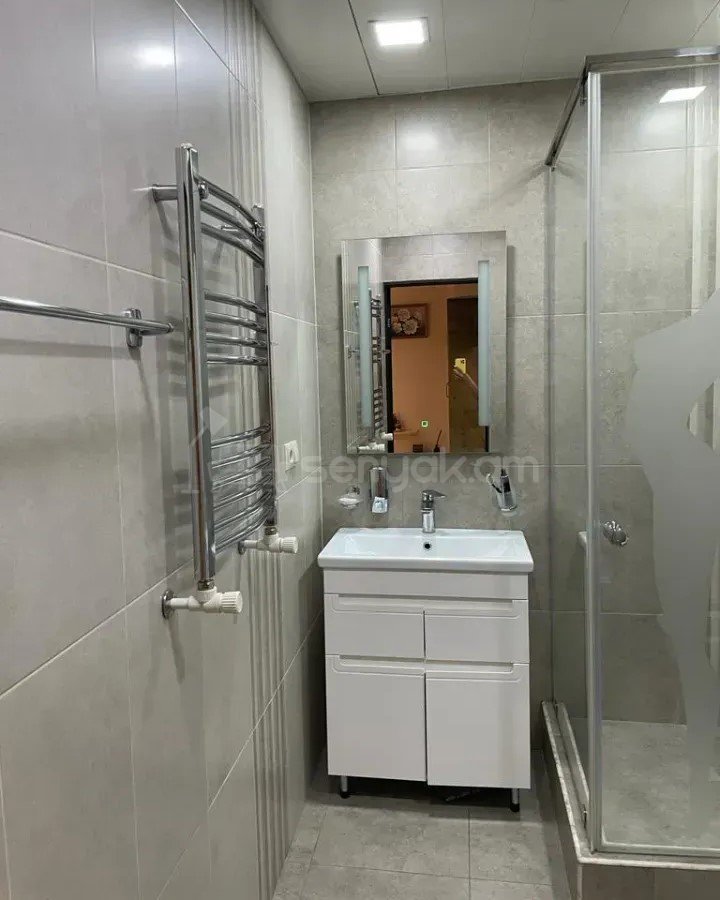 3 Սենյականոց Բնակարան, 92քմ, 5/9 հարկ, Դիզայներական Վերանորոգված