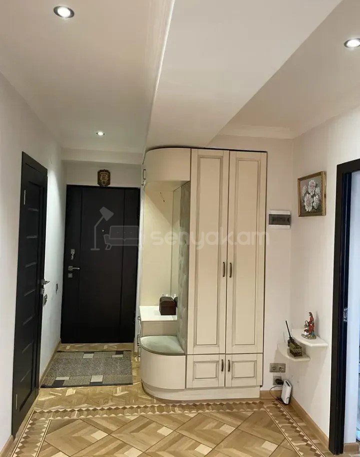 3 Սենյականոց Բնակարան, 92քմ, 5/9 հարկ, Դիզայներական Վերանորոգված