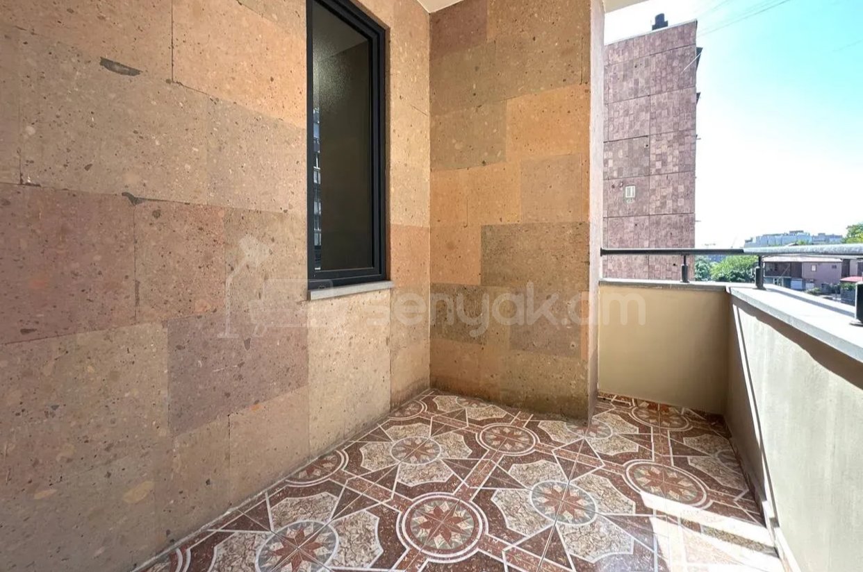 4 Սենյականոց Բնակարան Նորակառույցում, 215քմ, 7/17 հարկ, Կապիտալ Վերանորոգված