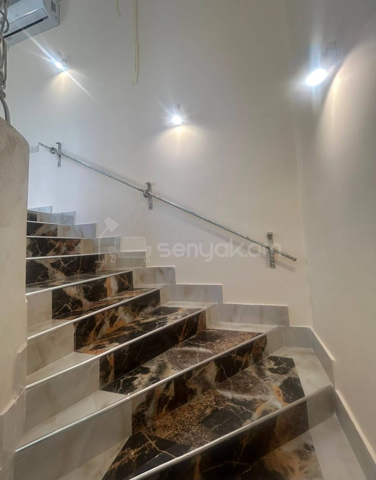 Օֆիսային Տարածք, 55քմ, Կապիտալ Վերանորոգված