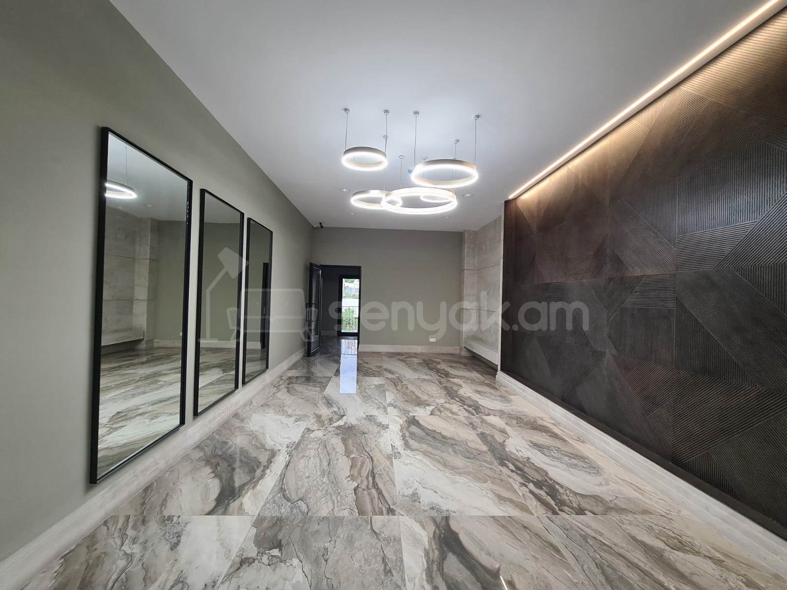 4 Սենյականոց Բնակարան Նորակառույցում, 98քմ, 8/8 հարկ, Դիզայներական Վերանորոգված