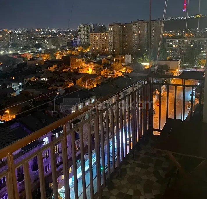 3 Սենյականոց Բնակարան, 70քմ, 12/14 հարկ, Կապիտալ Վերանորոգված