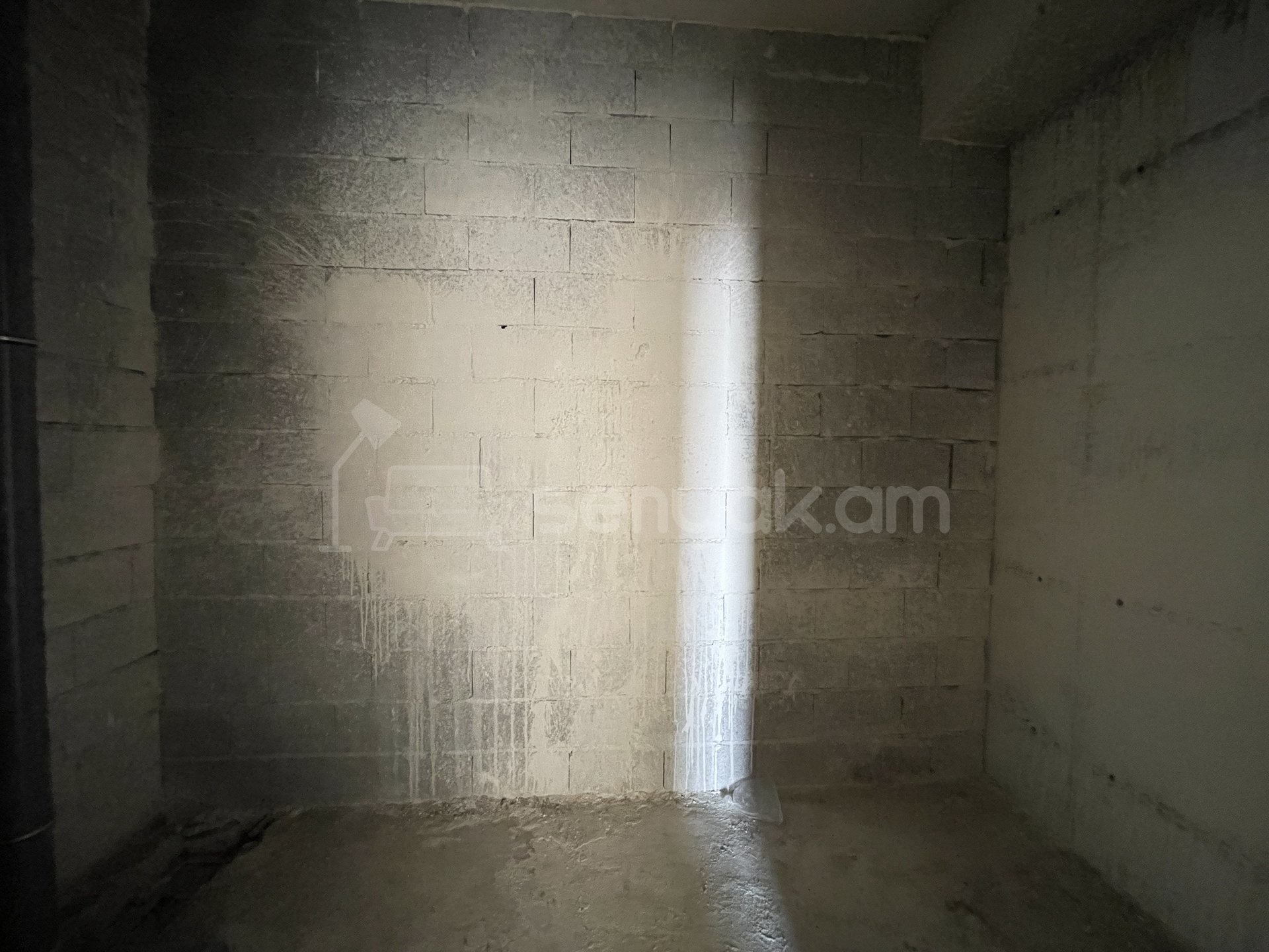 4 Սենյականոց Բնակարան Նորակառույցում, 140քմ, 13/19 հարկ, Զրոյական Վիճակում