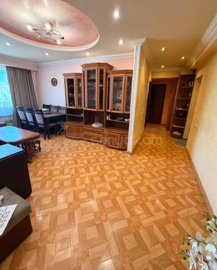 4 Սենյականոց Բնակարան, 66քմ, 8/9 հարկ, Կոսմետիկ Վերանորոգված