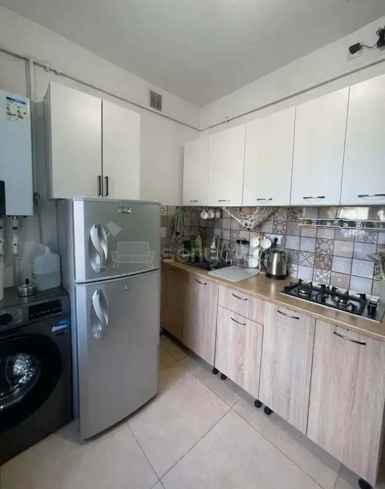 2 Սենյականոց Բնակարան Քարե Շենքում, 36քմ, 4/5 հարկ, Կապիտալ Վերանորոգված