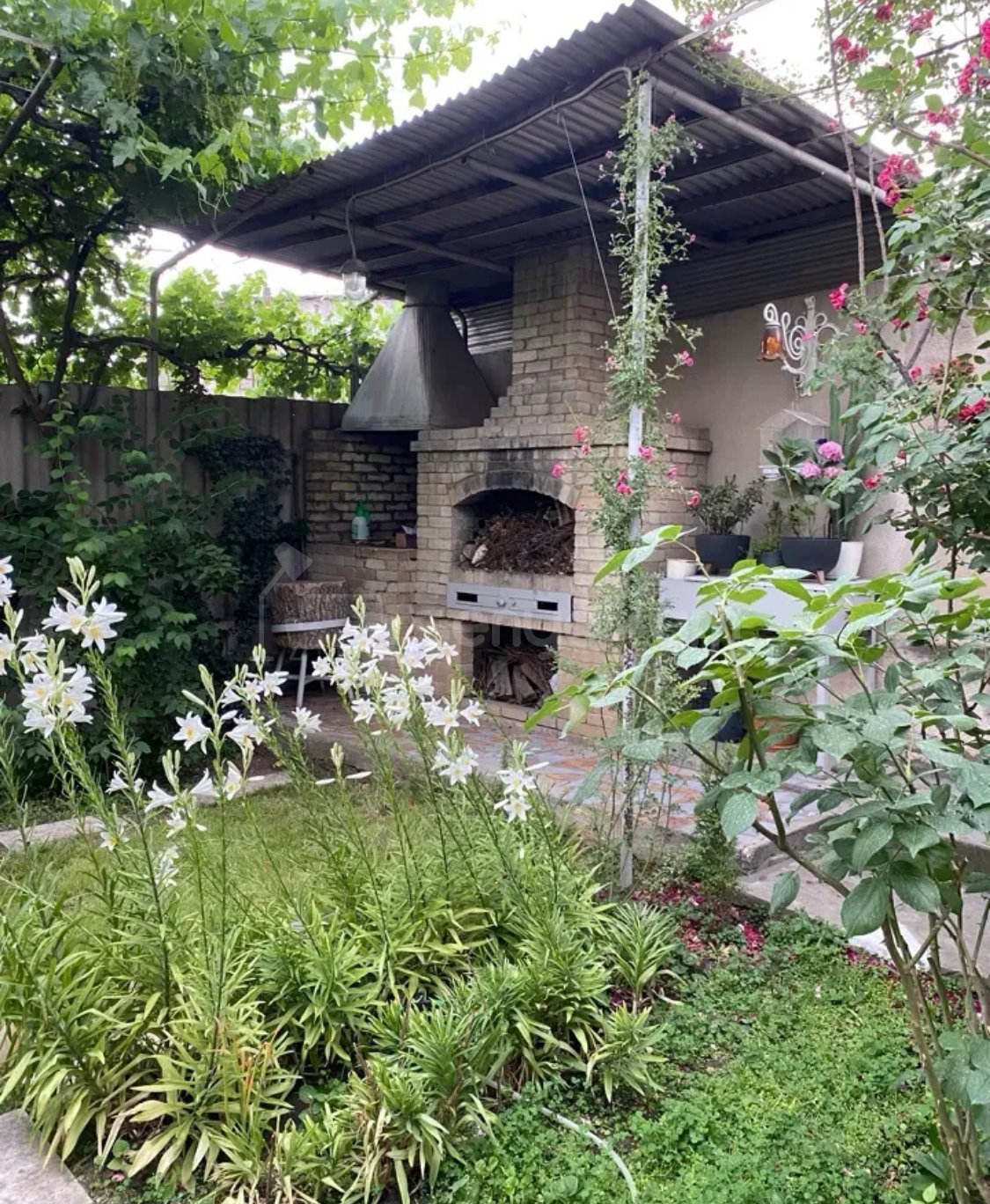 4 Սենյականոց Սեփական Տուն, 330քմ, Կապիտալ Վերանորոգված, Ավտոտնակով