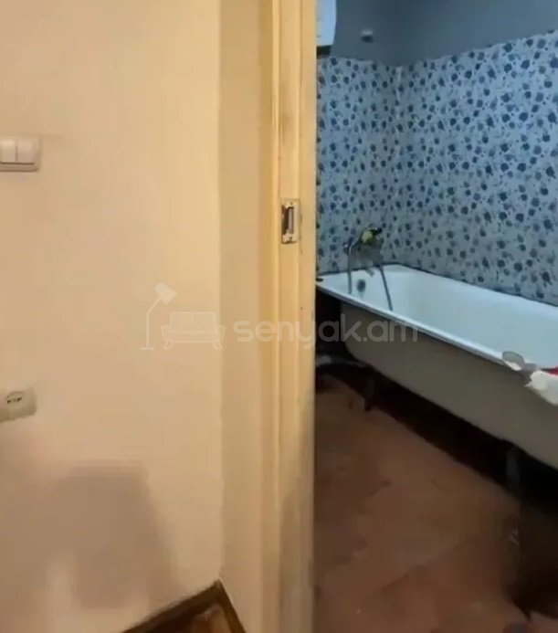 3 Սենյականոց Բնակարան, 78քմ, 8/9 հարկ, Պետական Վիճակում