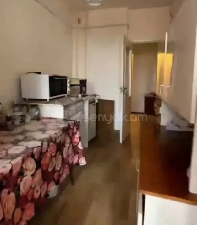 3 Սենյականոց Բնակարան, 78քմ, 8/9 հարկ, Պետական Վիճակում