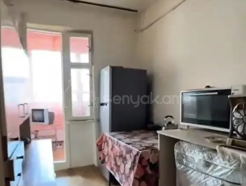 3 Սենյականոց Բնակարան, 78քմ, 8/9 հարկ, Պետական Վիճակում