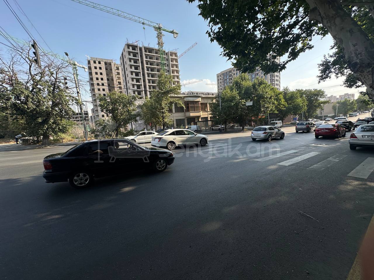 3 Սենյականոց Բնակարան Քարե Շենքում, 70քմ, 1/5 հարկ, Կոսմետիկ Վերանորոգված