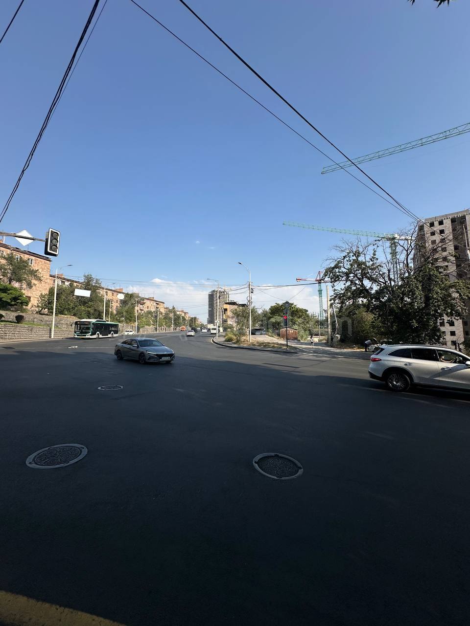 3 Սենյականոց Բնակարան Քարե Շենքում, 70քմ, 1/5 հարկ, Կոսմետիկ Վերանորոգված