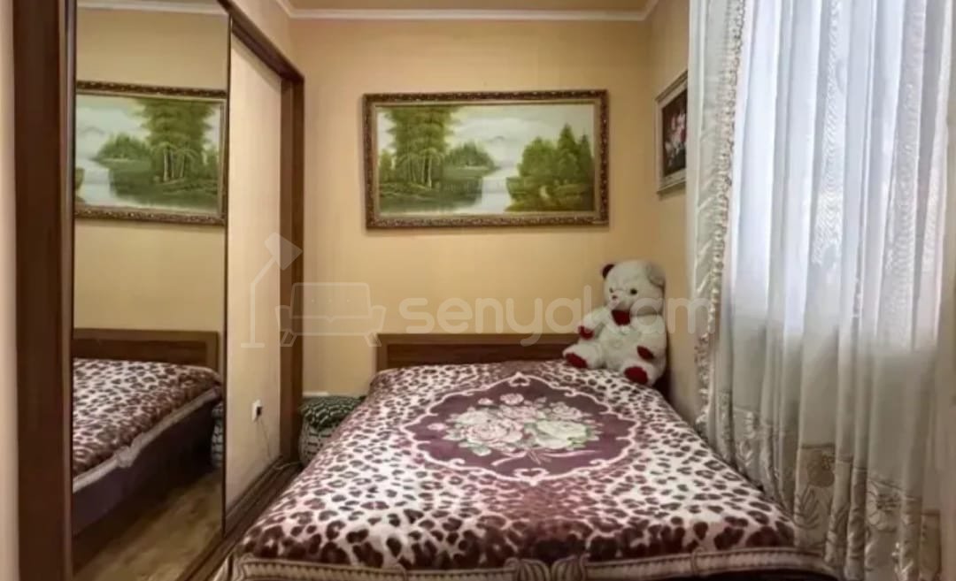 3 Սենյականոց Բնակարան Քարե Շենքում, 73քմ, 4/4 հարկ, Կապիտալ Վերանորոգված