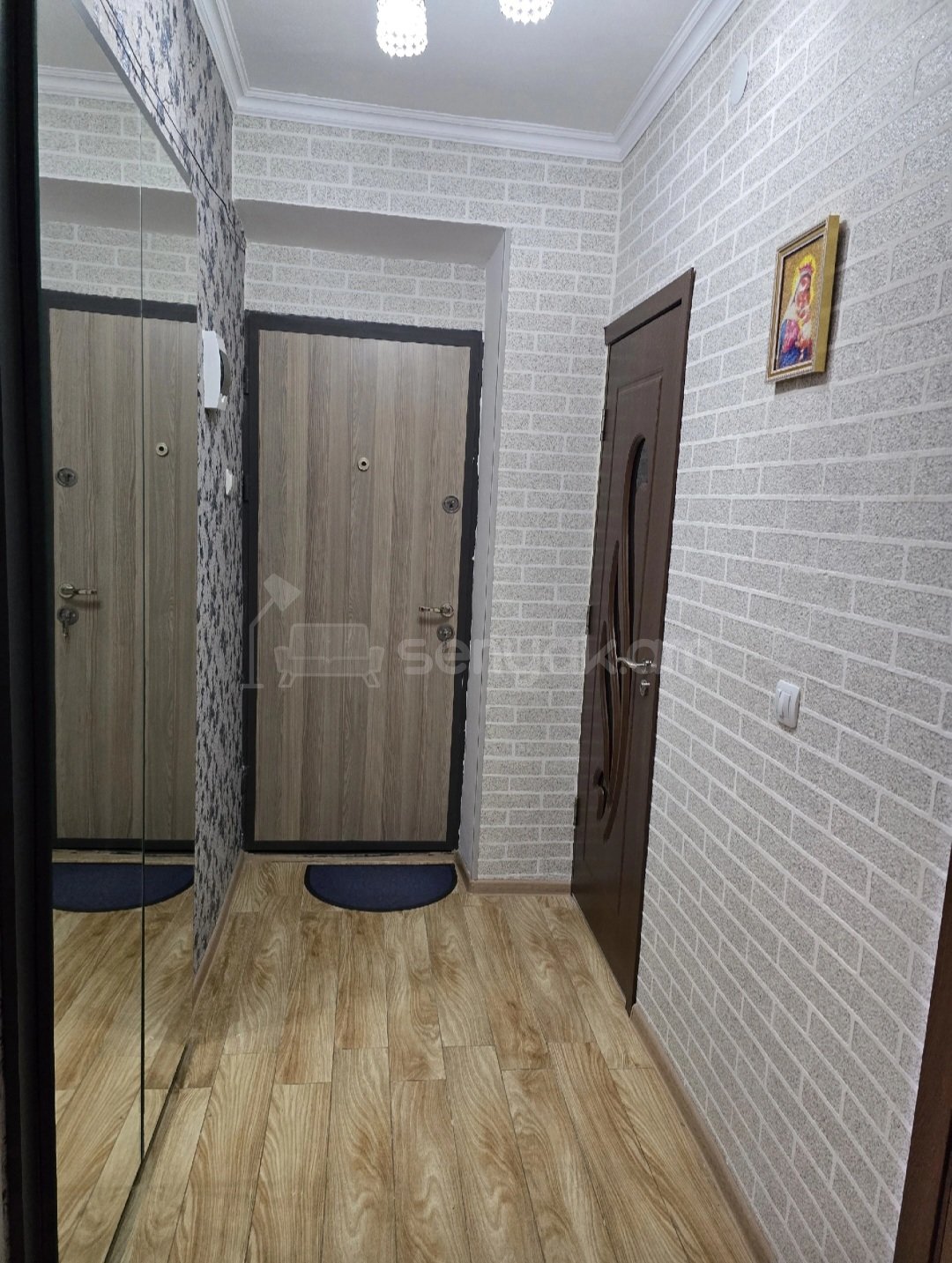 2 Սենյականոց Բնակարան Քարե Շենքում, 56քմ, 4/5 հարկ, Նորմալ Վիճակում