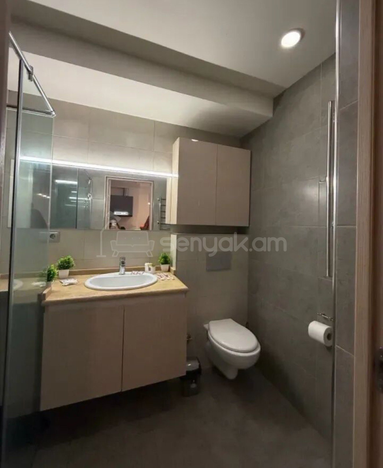 2 Սենյականոց Բնակարան Նորակառույցում, 40քմ, 5/18 հարկ, Դիզայներական Վերանորոգված