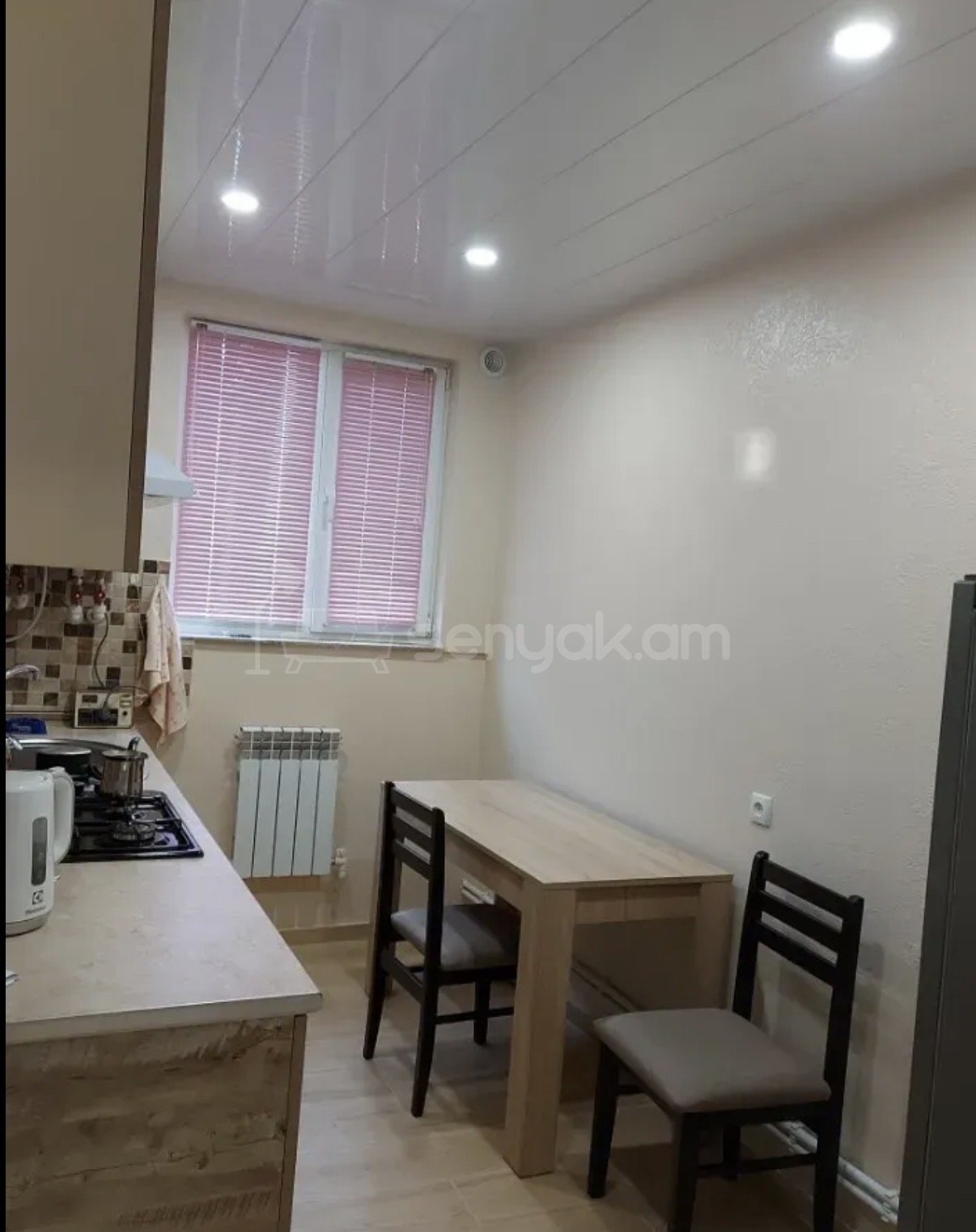 2 Սենյականոց Սեփական Տուն, 65քմ, Կապիտալ Վերանորոգված, Կահավորված