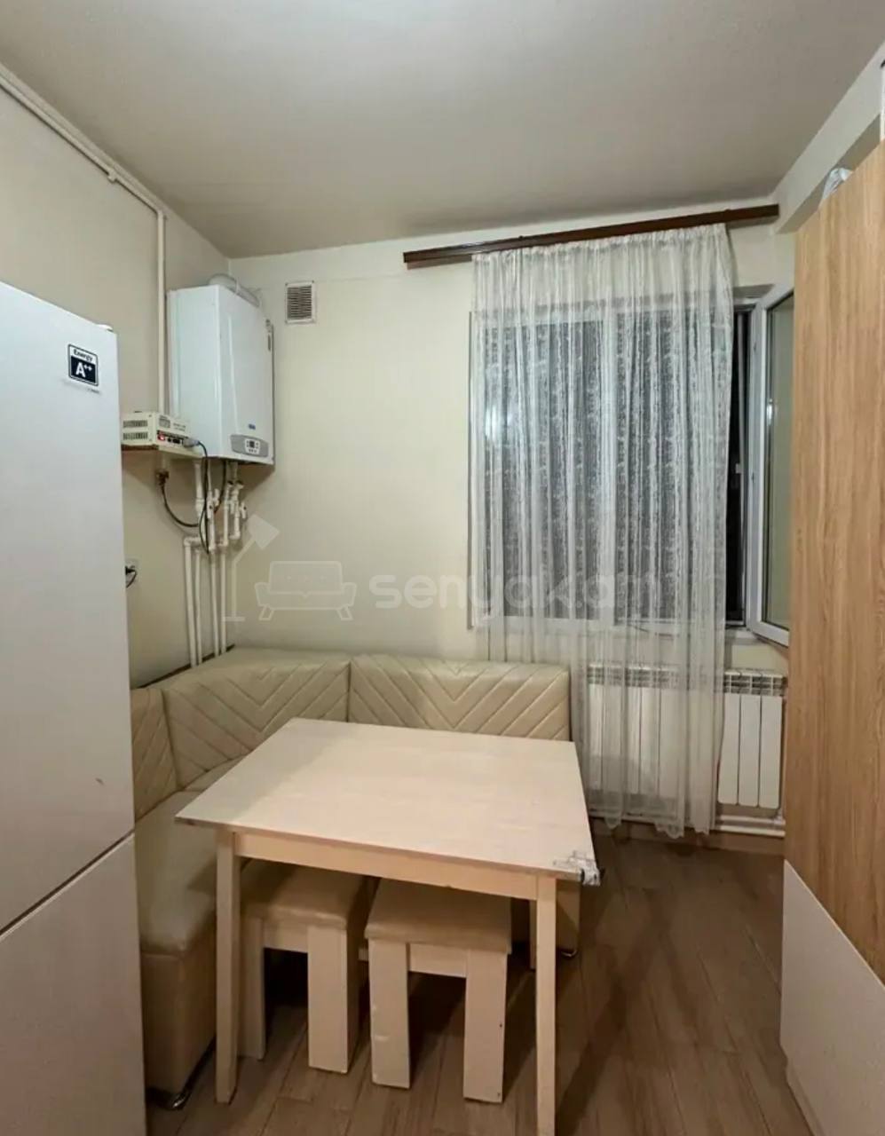 2 Սենյականոց Բնակարան Քարե Շենքում, 54քմ, 2/5 հարկ, Կապիտալ Վերանորոգված, Կահավորված