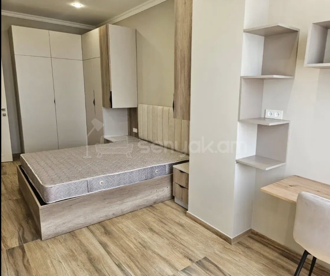 3 Սենյականոց Բնակարան Նորակառույցում, 84քմ, 5/14 հարկ, Կապիտալ Վերանորոգված, Կահավորված, Արևկող