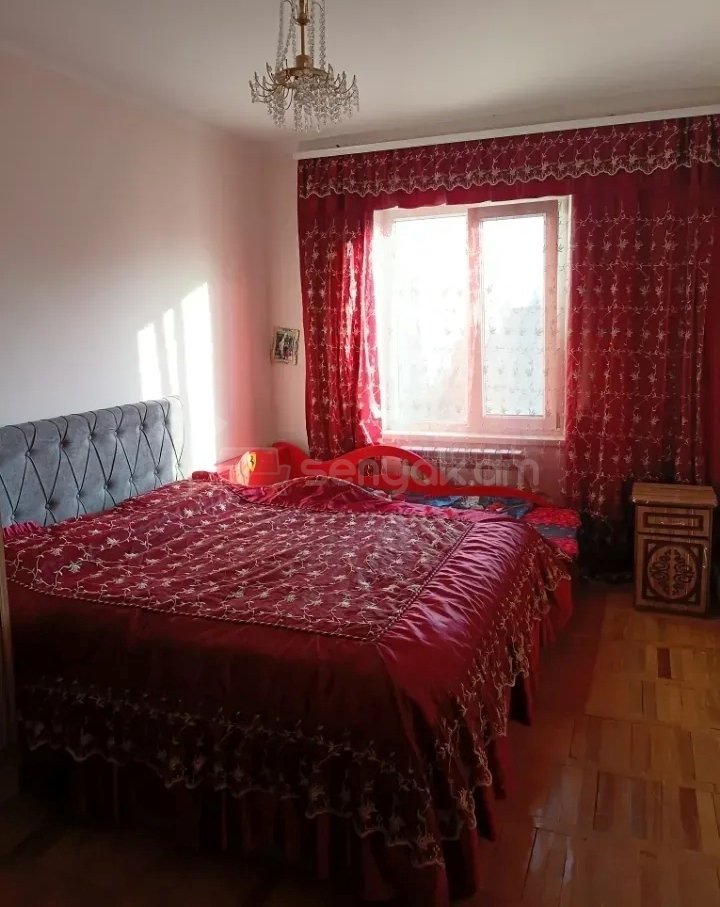 3 Սենյականոց Բնակարան, 80քմ, 9/9 հարկ, Նորմալ Վիճակում