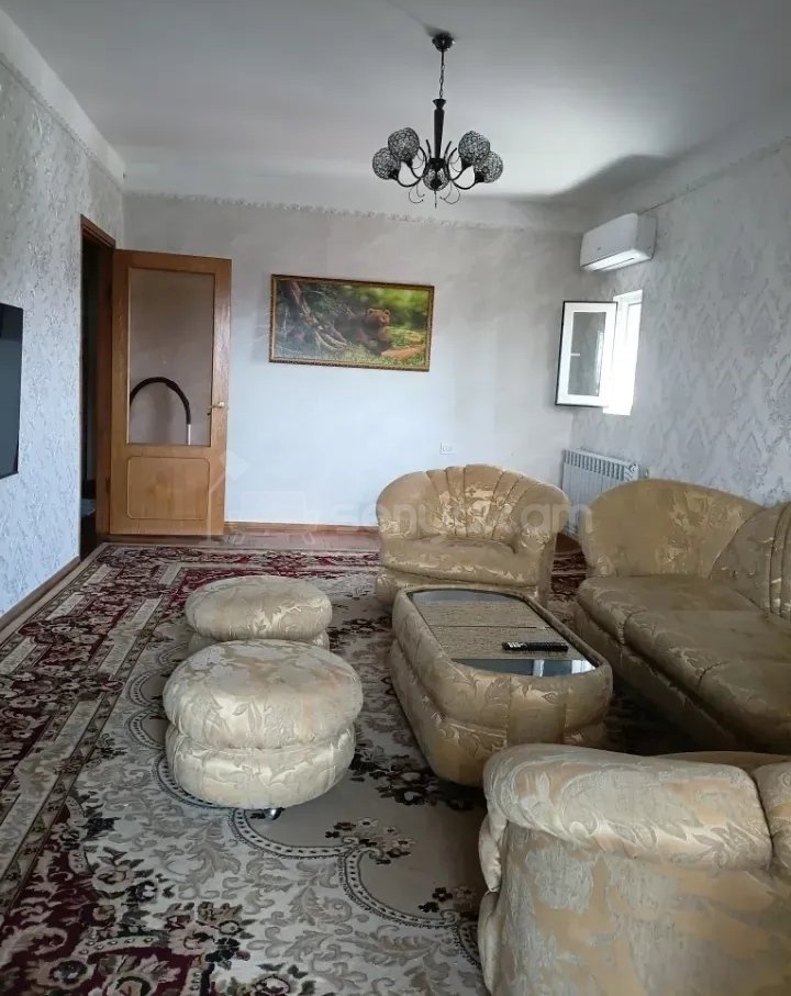 3 Սենյականոց Բնակարան, 80քմ, 9/9 հարկ, Նորմալ Վիճակում