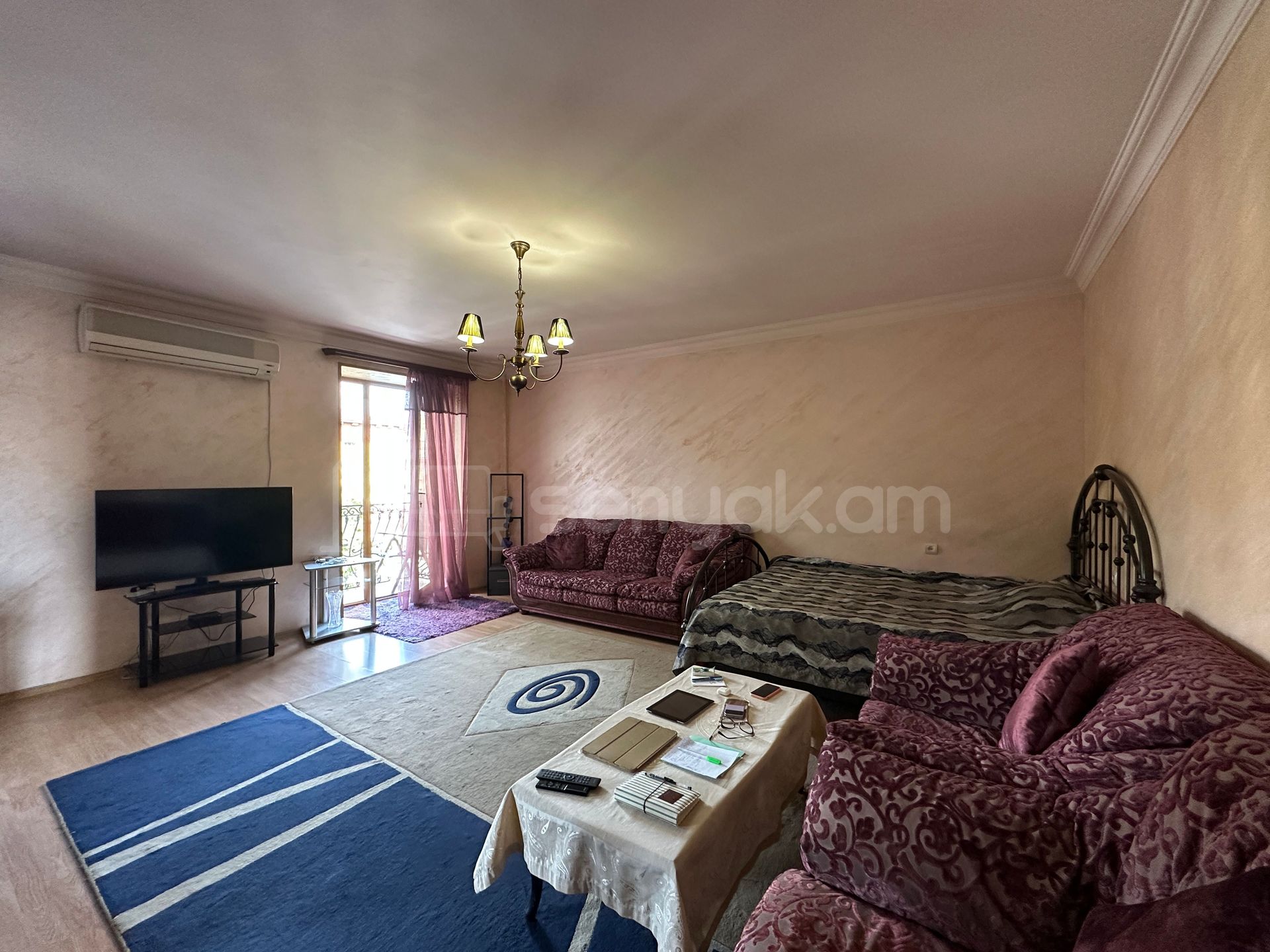 1 Սենյականոց Բնակարան Քարե Շենքում, 40քմ, 5/5 հարկ, Կապիտալ Վերանորոգված