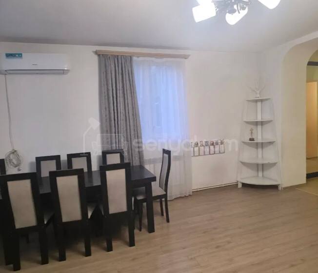 3 Սենյականոց Բնակարան Քարե Շենքում, 91քմ, 2/4 հարկ, Կոսմետիկ Վերանորոգված