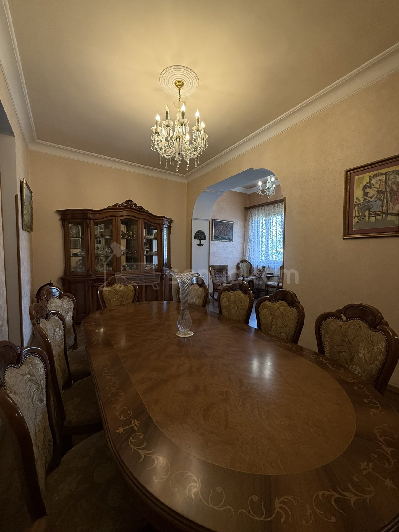4 Սենյականոց Բնակարան Քարե Շենքում, 143քմ, 5/5 հարկ, Կապիտալ Վերանորոգված