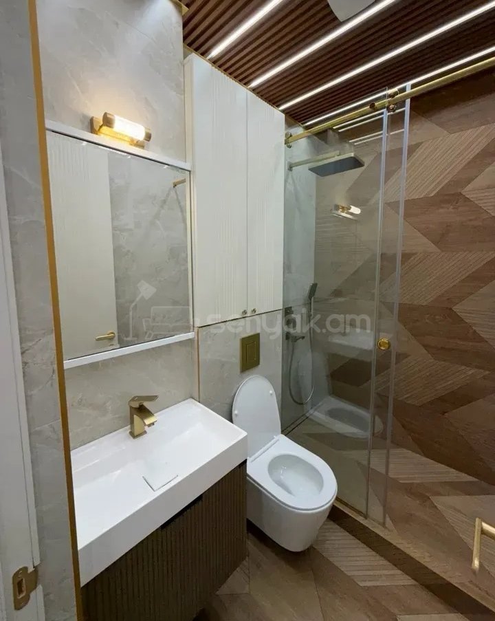 3 Սենյականոց Բնակարան Նորակառույցում, 97քմ, 4/14 հարկ, Կապիտալ Վերանորոգված